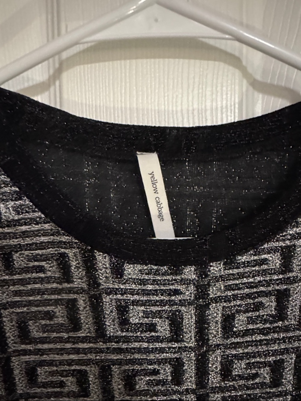 Sparkly top - Picture 2 of 3